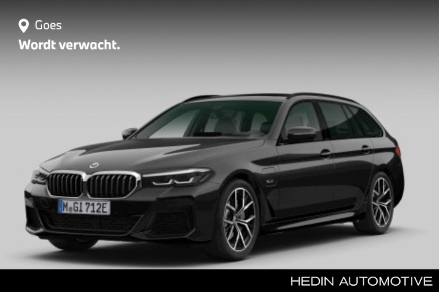 BMW 5-serie Touring - 530e | M Sportpakket | Trekhaak met elektrisch wegklapbare kogel | Achteruitrijcamera | Gl - AutoWereld.nl