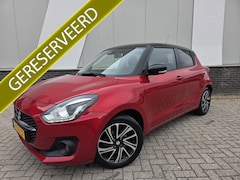 Suzuki Swift - 1.2 Style Smart Hybrid Navi Dode hoek detectie Ad cruise LM velgen PDC achter Stoelverw