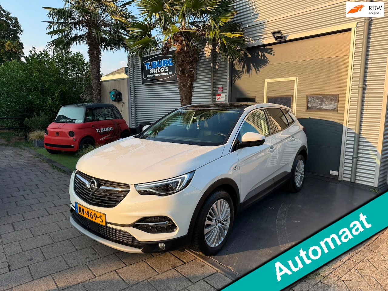 Opel Grandland X - 1.2 Turbo Innovation Automaat Vele Extra's AIRCO - AutoWereld.nl