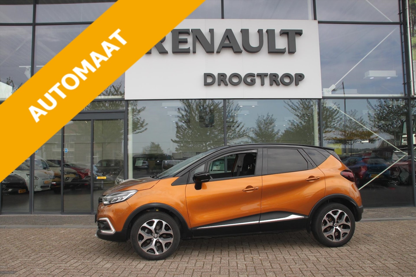Renault Captur - 120PK-DYNAMIQUE-AUTOM-60DKM-NAVI-CAMERA-TREKH- - AutoWereld.nl