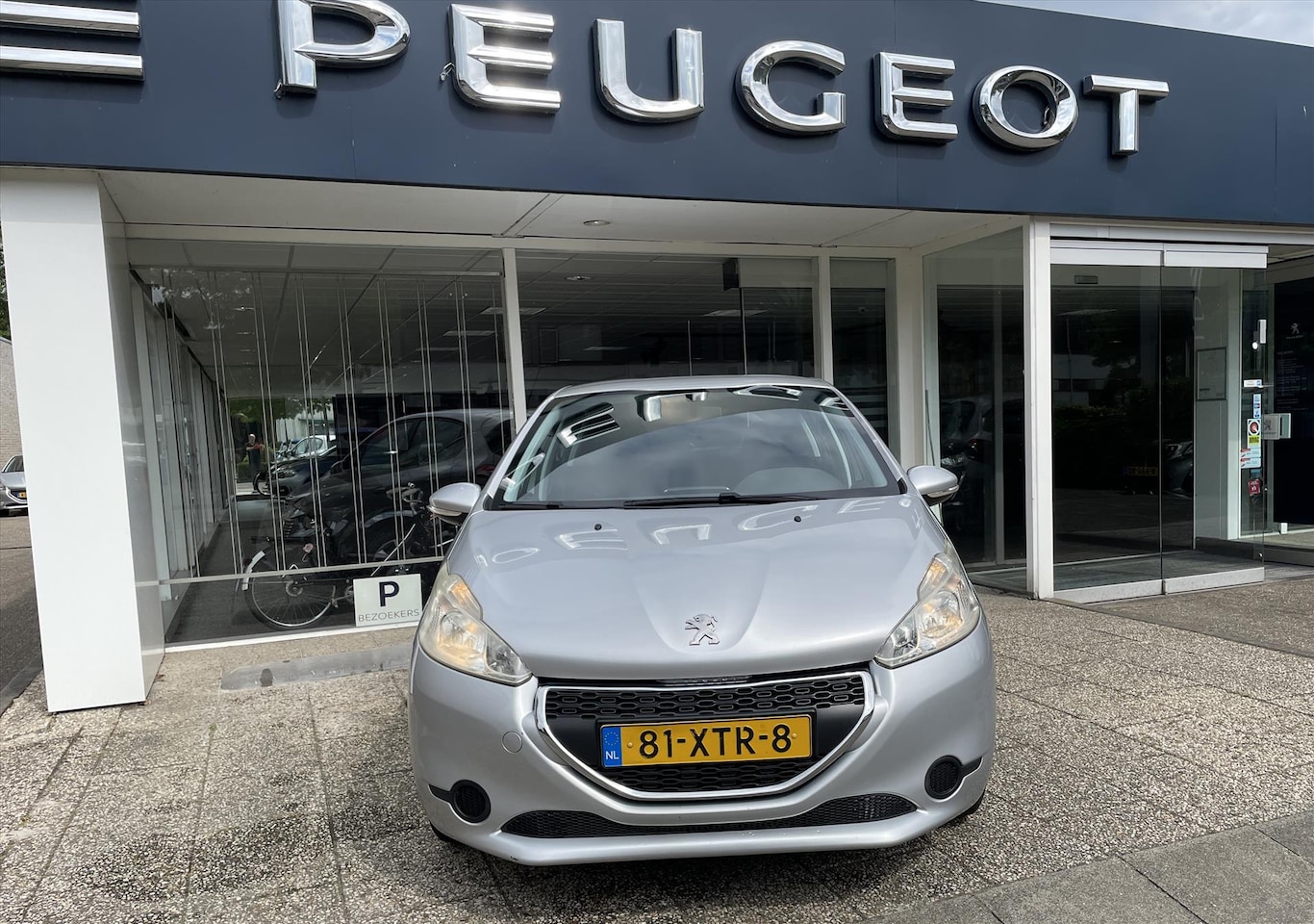 Peugeot 208 - 1.2 VTi 82PK 5D (102g) - AutoWereld.nl