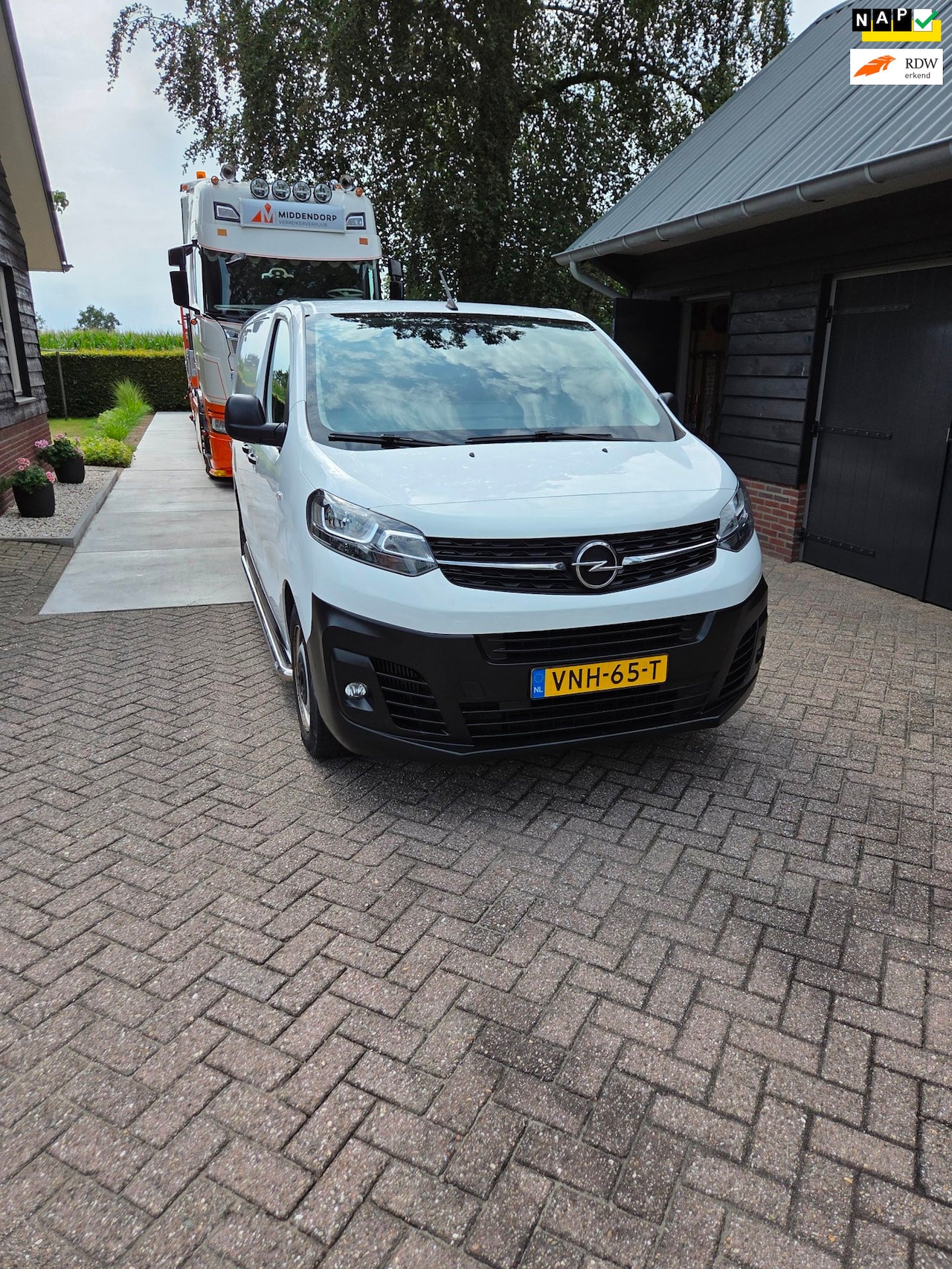 Opel Vivaro - 1.5 CDTI L3H1 Edition 1.5 CDTI L3H1 Edition - AutoWereld.nl