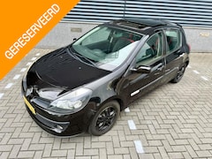 Renault Clio - 1.4-16V Rip Curl *PANORAMADAK*AIRCO*100PK
