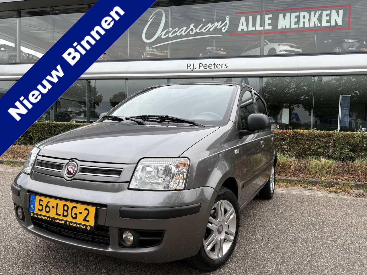 Fiat Panda - 1.2 Presto Airco - radio - Licht metalen velgen 14 inch - Elektrische ramen - Mistlampen v - AutoWereld.nl