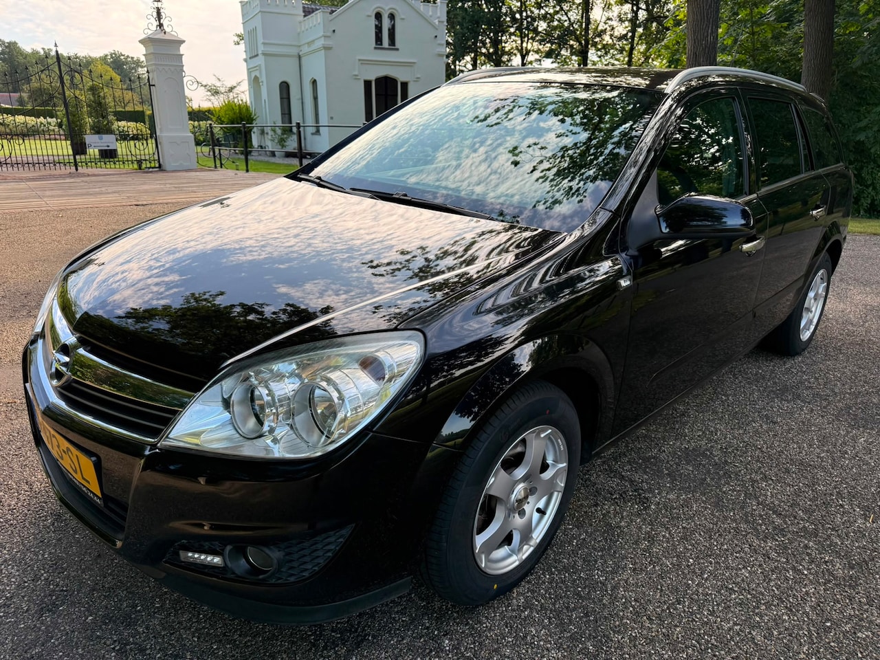 Opel Astra Wagon - |Centrale deurvergrendeling| Airco | Navigatie | 166.000 km | Nieuwe APK | Inruil mogelijk - AutoWereld.nl