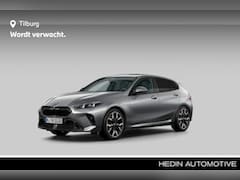 BMW 1-serie - 120 | M Sportpakket Pro | Achteruitrijcamera | Driving Assistant | Glazen Panoramadak | St