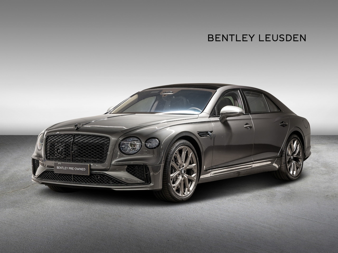 Bentley Flying Spur - V8 Hybrid |Touring|Rotating|Comfort|Panoramic - AutoWereld.nl