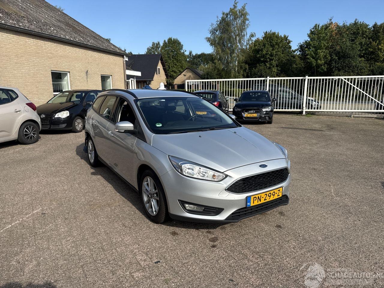 Ford Focus - 1.0 Lease Edition REST BPM €600,-!!! - AutoWereld.nl