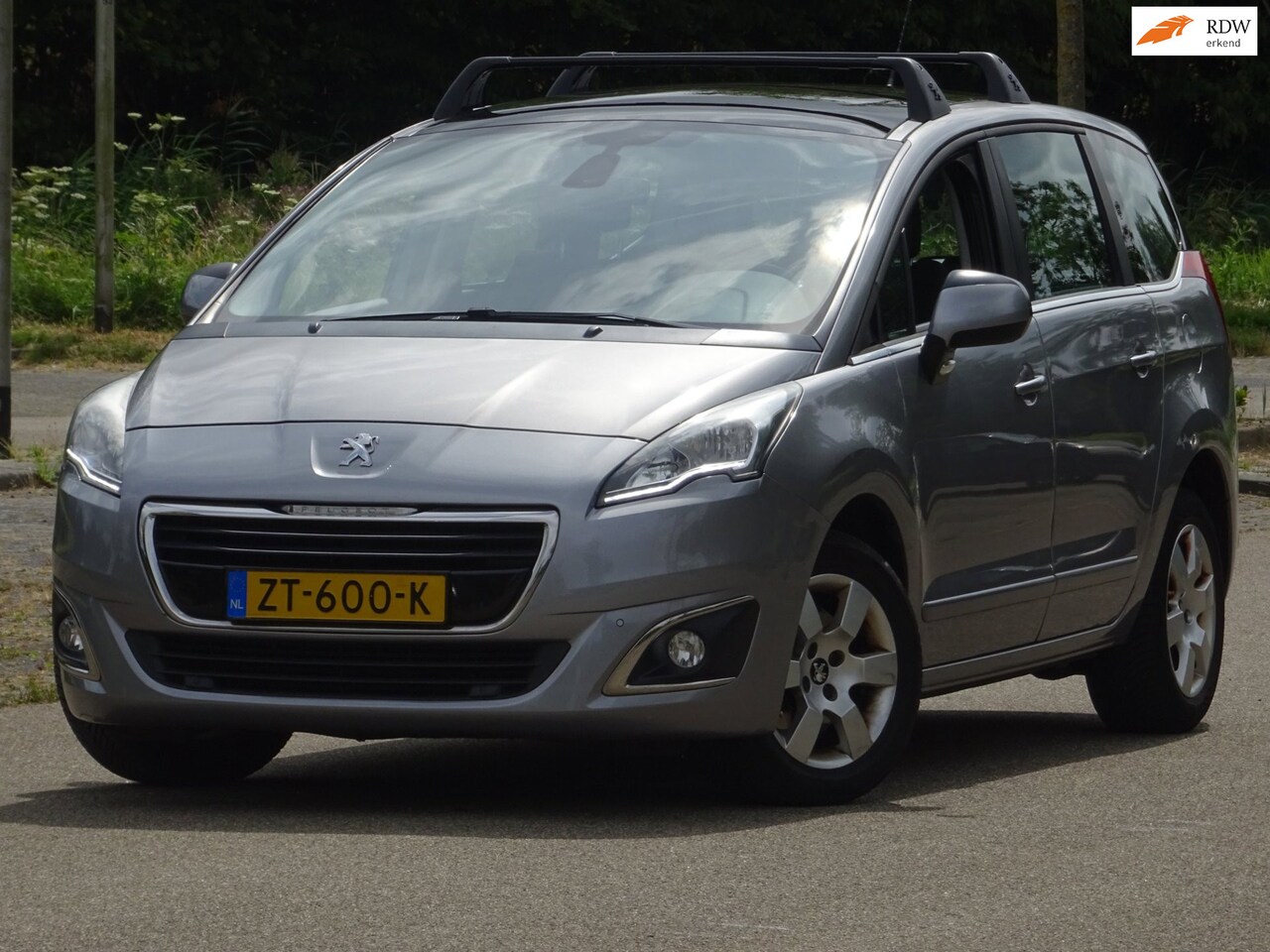 Peugeot 5008 - 1.2 PureTech Style 7PERSOONS PANO/CLIMA/CRUISE - AutoWereld.nl