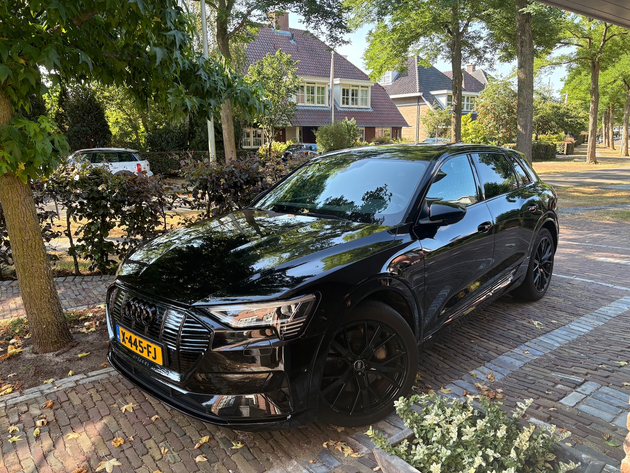 Audi e-tron - 50 quattro S edition Blackline - AutoWereld.nl