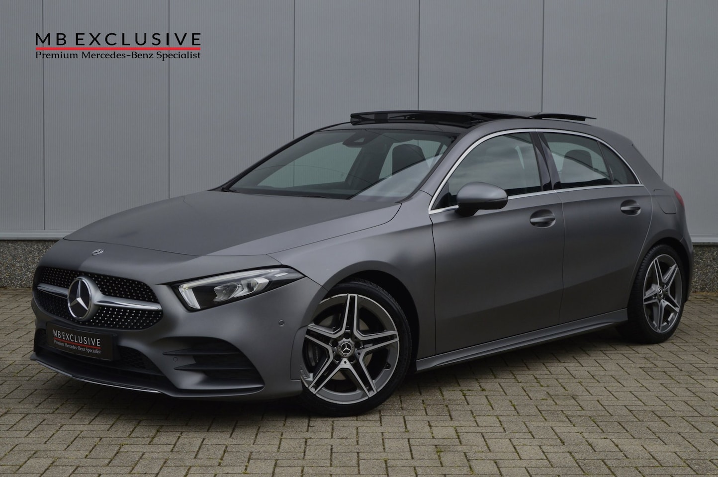 Mercedes-Benz A-klasse - 200 AMG Line Magno Matt AUT7 (2018) - AutoWereld.nl