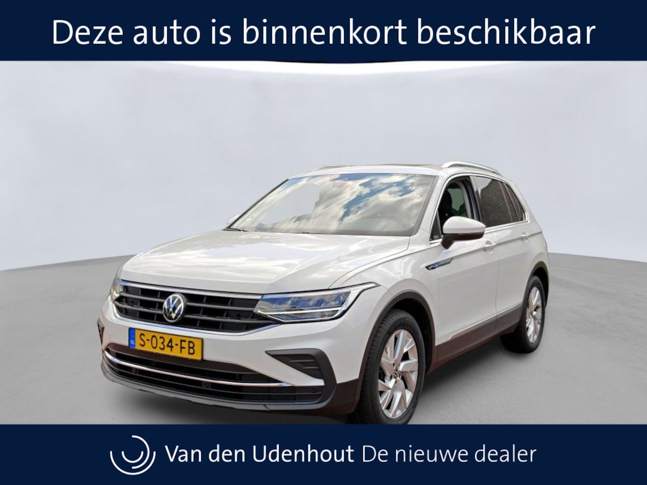Volkswagen Tiguan - 1.5 TSI 150pk DSG Life Business | Panoramadak | Wekl. trekhaak | Keyless | Stoelverwarming - AutoWereld.nl