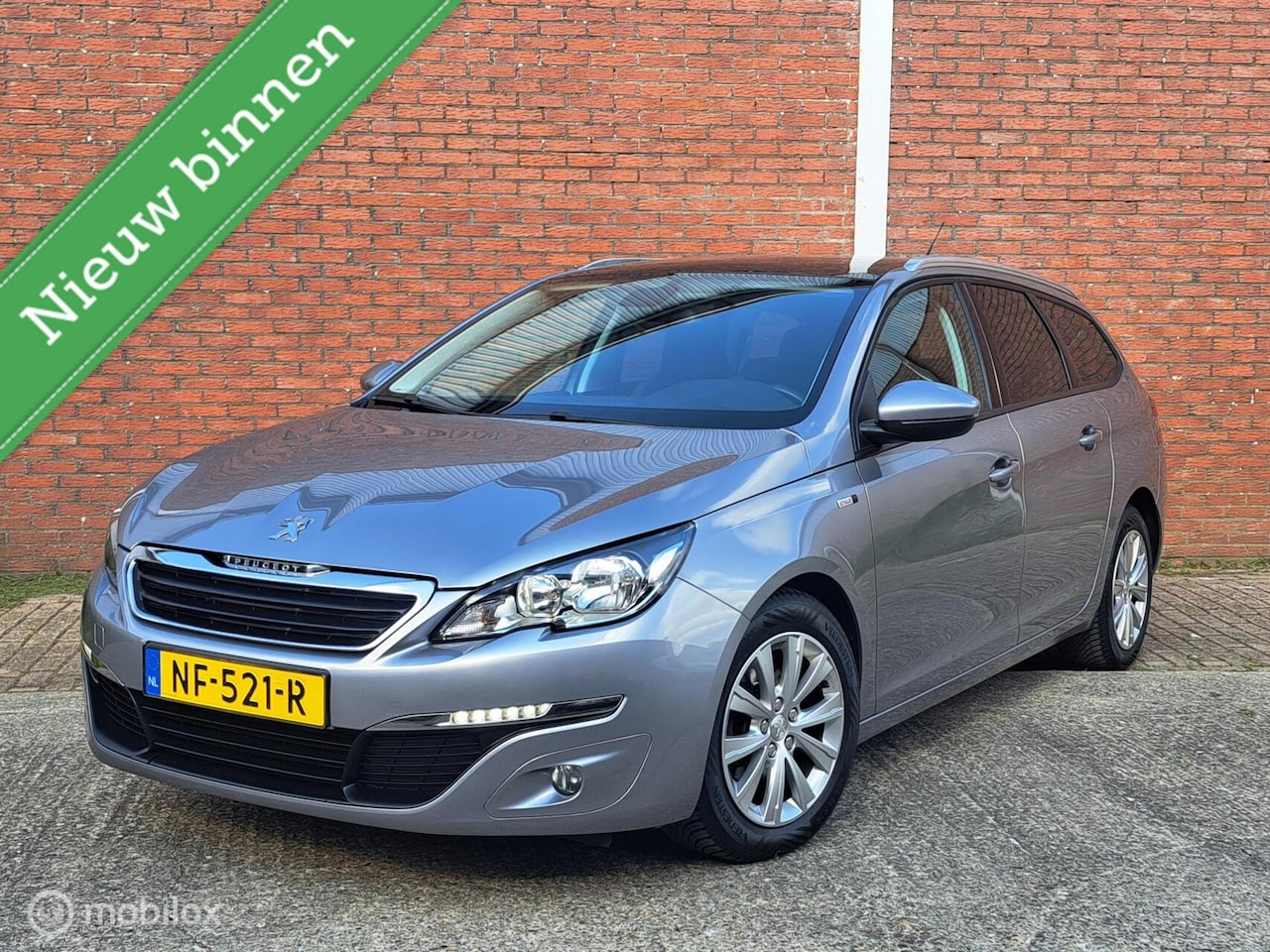 Peugeot 308 SW - 1.2 PureTech Allure 1.2 PureTech Allure - AutoWereld.nl