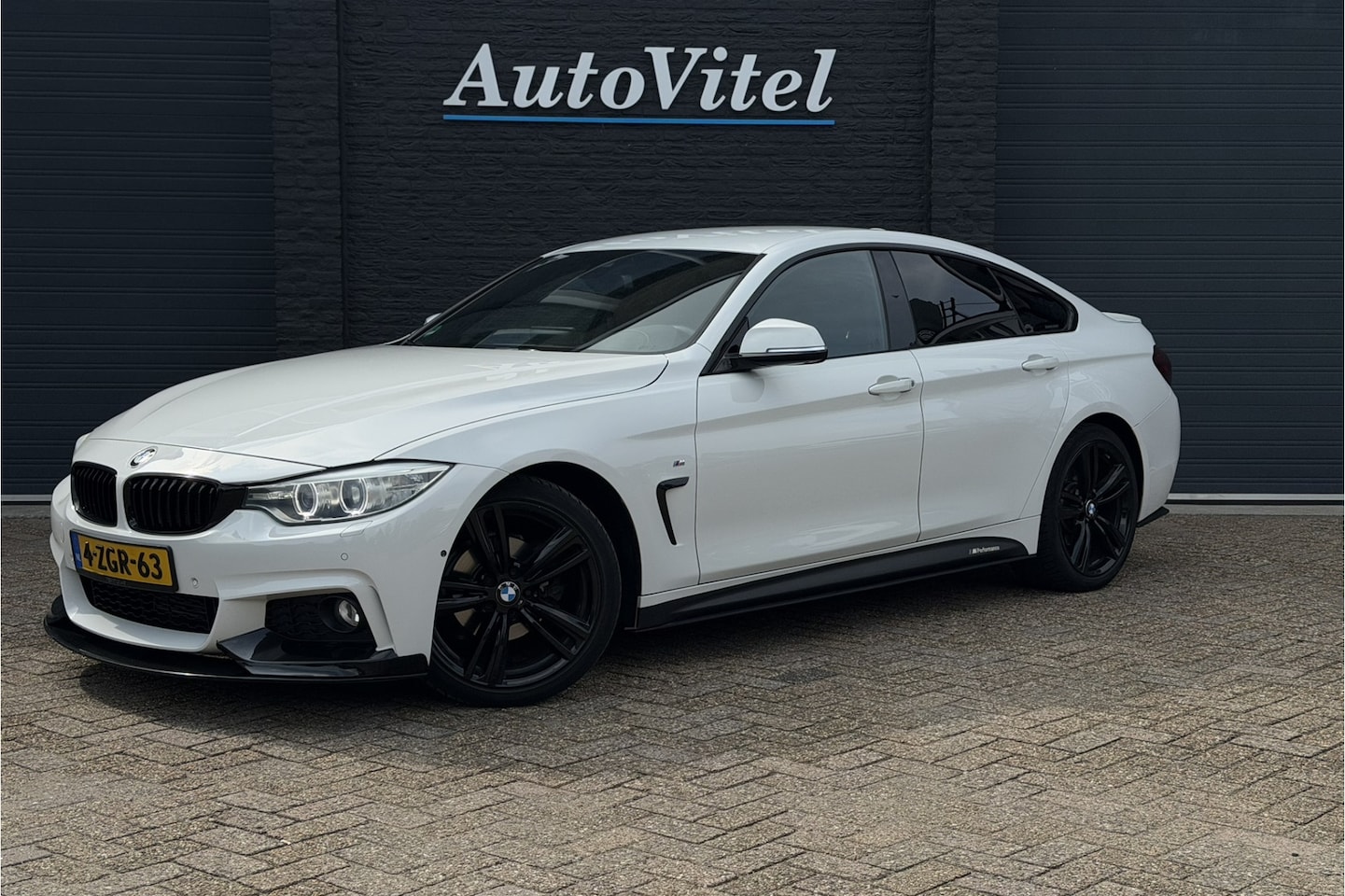 BMW 4-serie Gran Coupé - 420i M-Sport | Sportleder | Harman Kardon | Head-Up | Camera | M-Performance - AutoWereld.nl