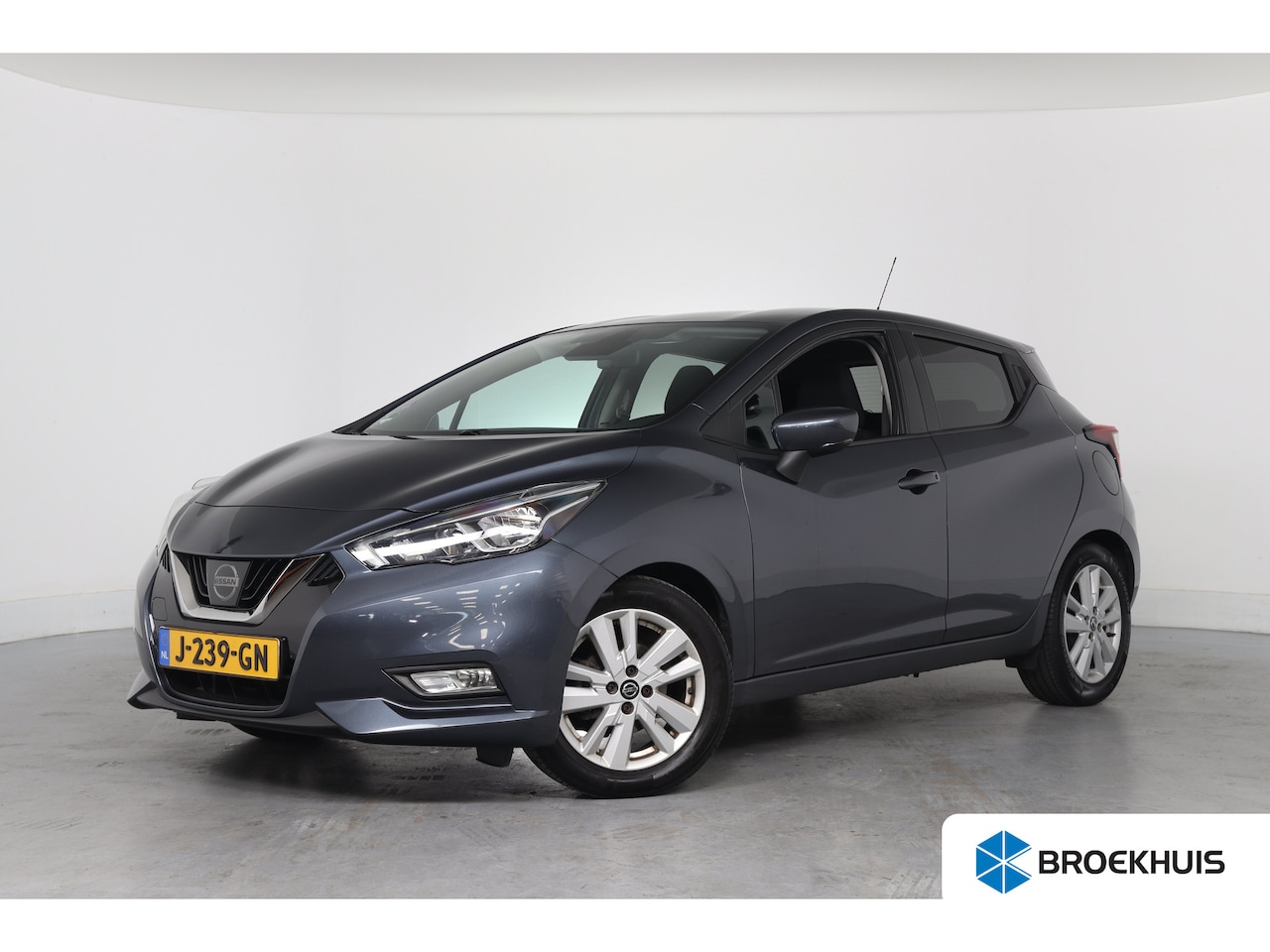 Nissan Micra - 1.0 IG-T N-Connecta | Dealer Onderhouden! | Trekhaak | Navi | Airco | Camera | Cruise | DA - AutoWereld.nl