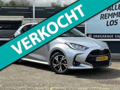 Toyota Yaris - 1.5 Hybrid 115 Dynamic/CAM/PDC/BLINDSPOT/STOELVERW/STUURVERW