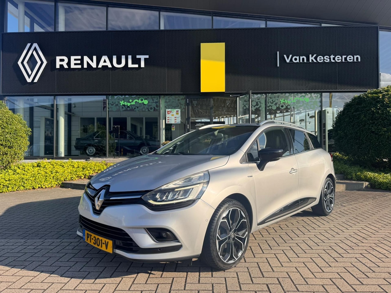 Renault Clio Estate - TCe 90 Bose R-Link Camera - AutoWereld.nl