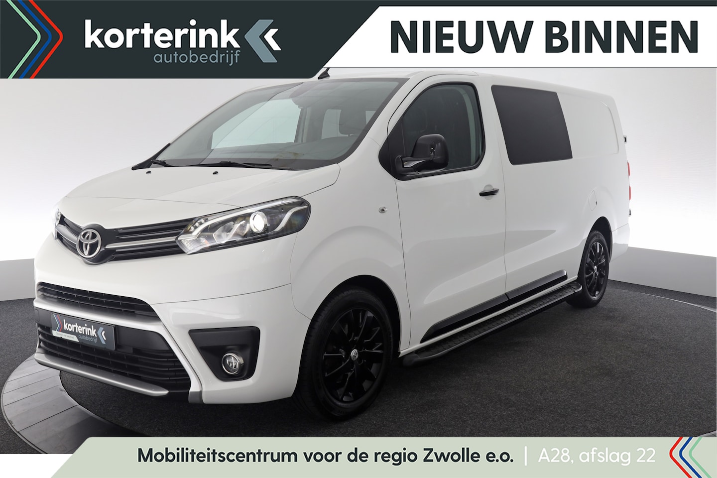 Toyota ProAce Worker - 2.0 D-4D Black Line DC 2.0 D-4D Black Line DC - AutoWereld.nl