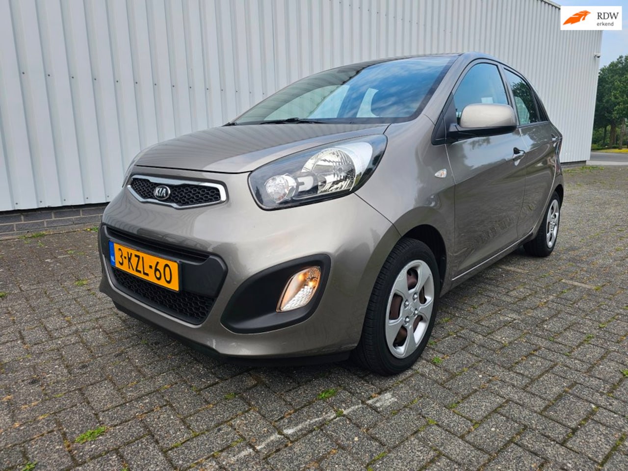 Kia Picanto - 1.2 CVVT Comfort Pack 1.2 CVVT Comfort Pack - AutoWereld.nl