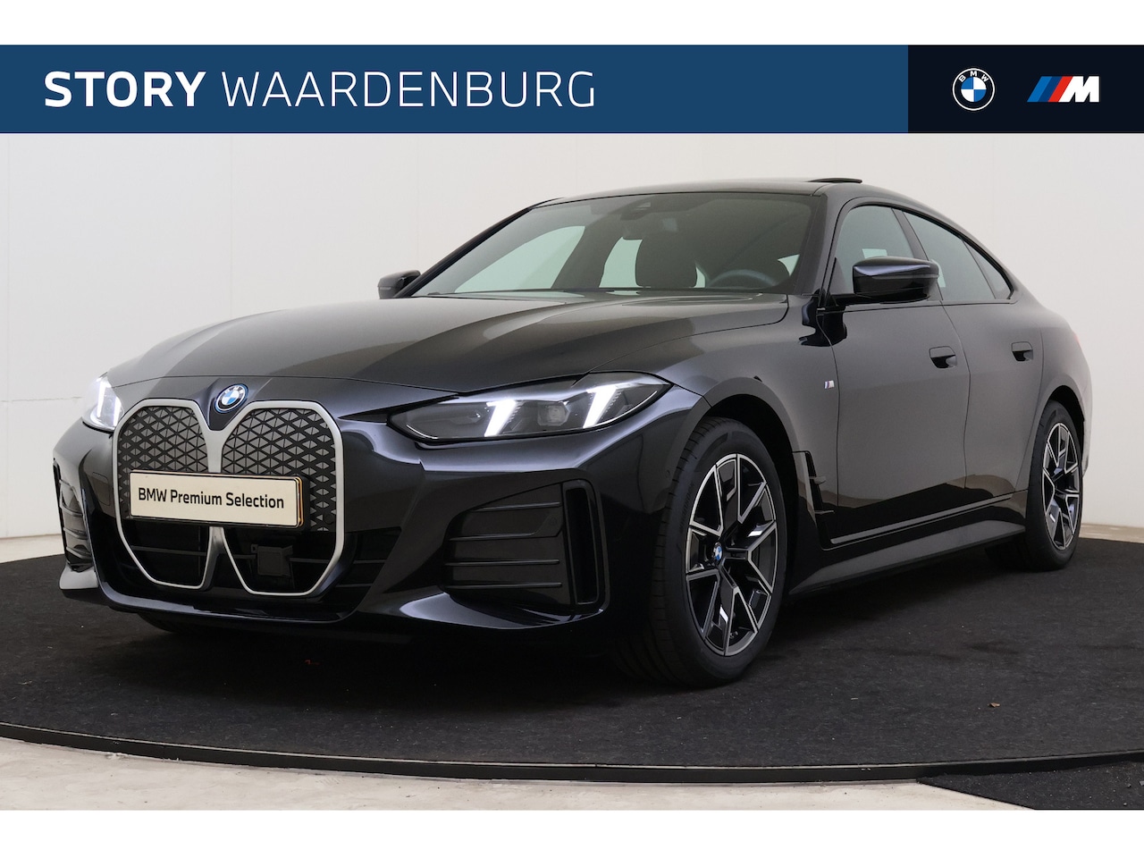 BMW i4 - eDrive40 M Sport / Trekhaak / Achteruitrijcamera / Stoelverwarming / Cruise Control - AutoWereld.nl