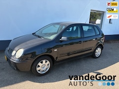 Volkswagen Polo - 1.4-16V Highline. '03, 5-drs, nwe. koppeling en goede apk