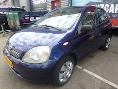 Toyota Yaris - 1.0-16V VVT-i Sol, LET OP TEKST