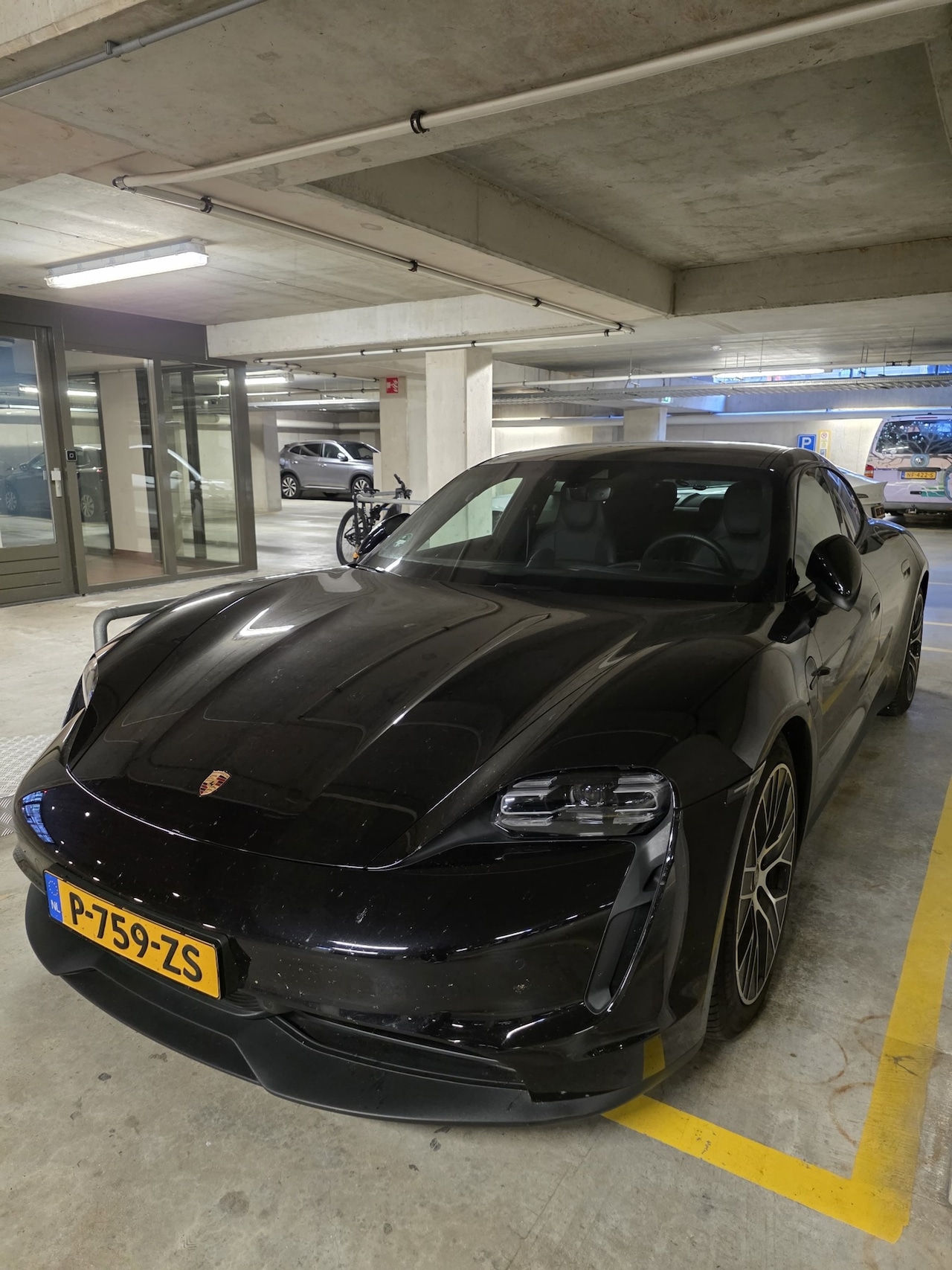 Porsche Taycan - Performance 93 kWh Pano 1e Eigenaar Performance Plus - AutoWereld.nl