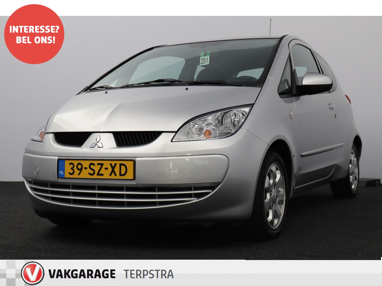 Mitsubishi Colt - 1.3 Invite /15"LMV /Airco /Elek. pakket /C.V. afstand /Radio-CD /Stuurbekrachtiging /Bumpe - AutoWereld.nl