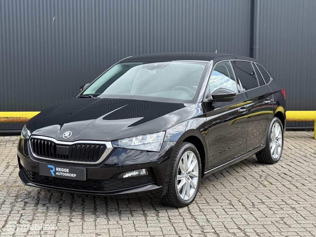 Skoda Scala - 1.0 TSI Style AUTOMAAT | CARPLAY | PDC | CLIMA - AutoWereld.nl