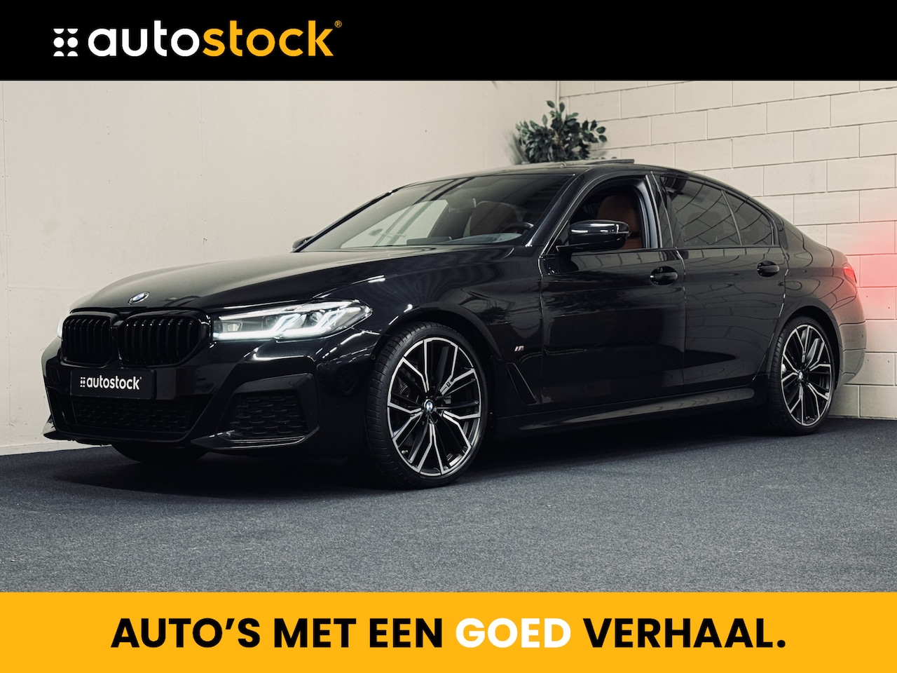 BMW 5-serie - 520i High Exe. M-Sport Plus | 20" | Schuifdak | 1e Eig. - AutoWereld.nl