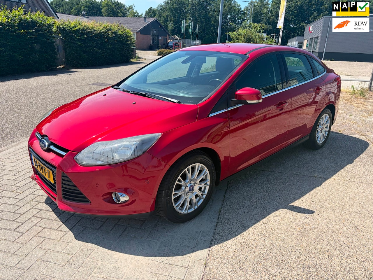Ford Focus - 1.6 EcoBoost Lease Titanium 1.6 EcoBoost Lease Titanium - AutoWereld.nl