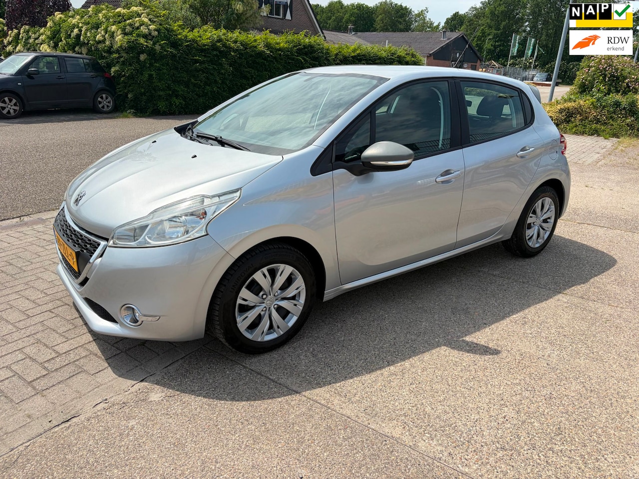 Peugeot 208 - 1.2 Vti Access 1.2 VTi Access - AutoWereld.nl