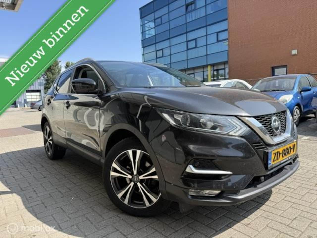 Nissan Qashqai - 1.2 N-Connecta Pano Navi Camera - AutoWereld.nl