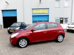 Hyundai i20 - 1.4i DynamicVersion