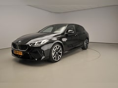 BMW 1-serie - 5-deurs 120 | M-Sportpakket | LED | Leder | Navigatie | Sportstoelen | Stoelverwarming | S