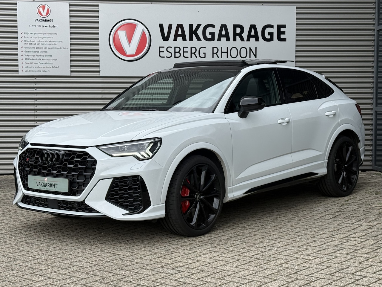 Audi Q3 Sportback - TFSI RS SCHUIFDAK,KERAMISCH,FULL OPTION - AutoWereld.nl