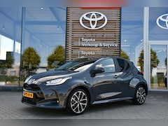 Toyota Yaris - 1.5 Hybrid 115 Dynamic Limited Automaat 116pk | Dodehoek detectie | Parkeersensoren vóór &