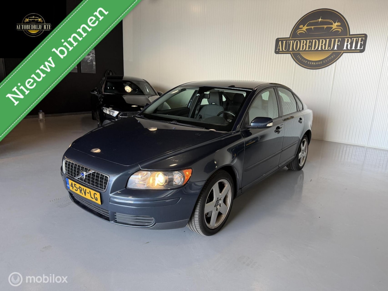 Volvo S40 - 2.4 Kinetic Automaat - AutoWereld.nl