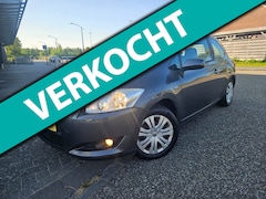 Toyota Auris - Wij hebben nog goede Toyota`s>> drOranjeSnor