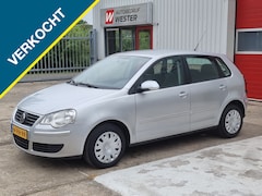 Volkswagen Polo - 1.4-16V Sportline