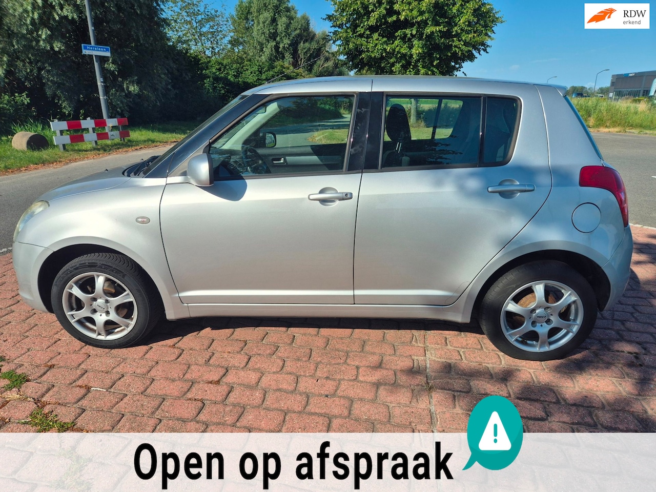 Suzuki Swift - 1.3 Base 1.3 Base - AutoWereld.nl