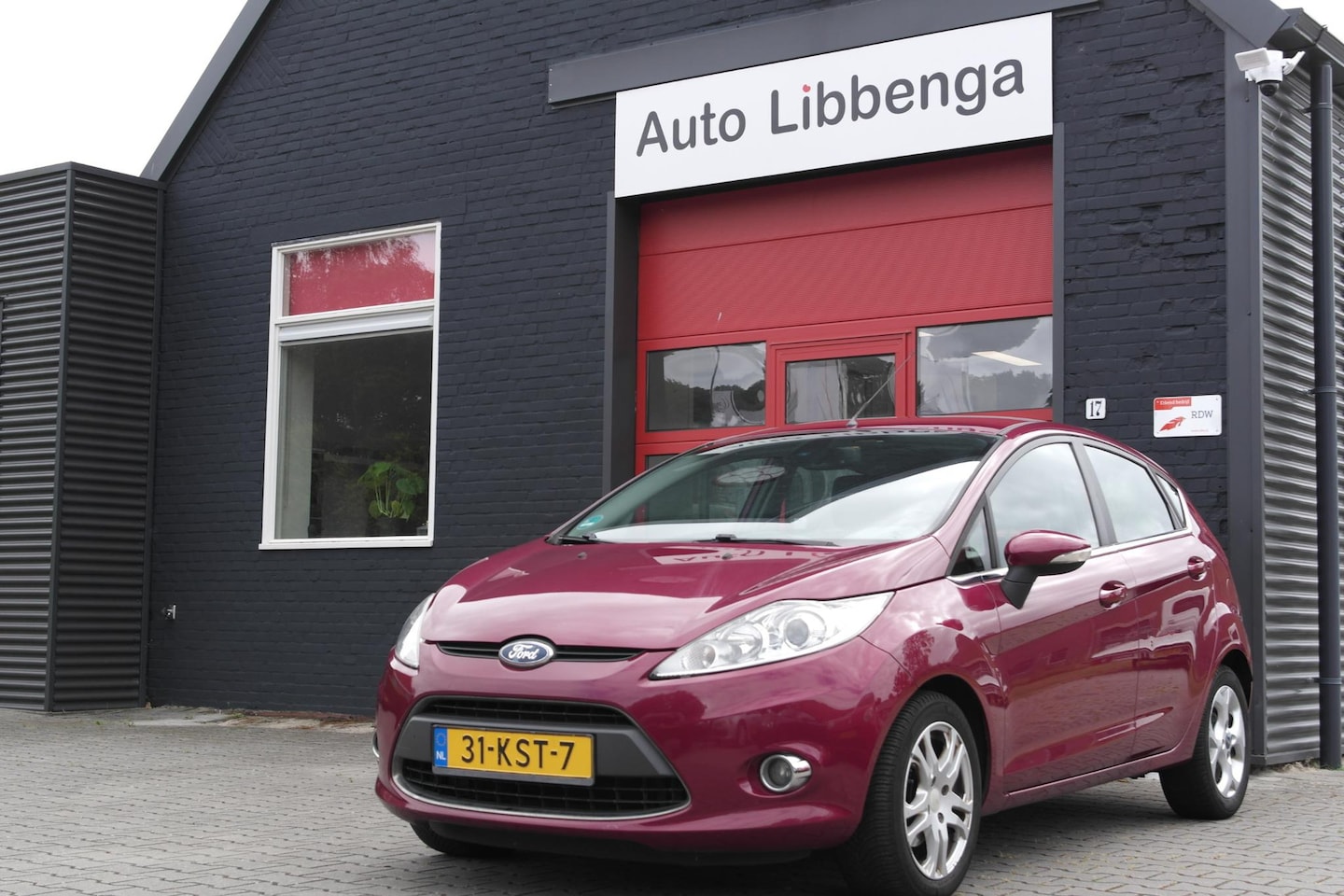 Ford Fiesta - 1.6 Titanium AIRCO ECC / VOORRUITVERW / CENTR. VERGR / CRUISE / METALLIC / AUDIO INSTALLAT - AutoWereld.nl