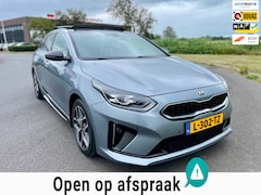 Kia Pro cee'd - ProCeed 1.5 T-GDI GT-Line, Aut, Pano, Trekhaak, Cam, Acc, Pdc, Keyless, LED, Navi, 1e eig