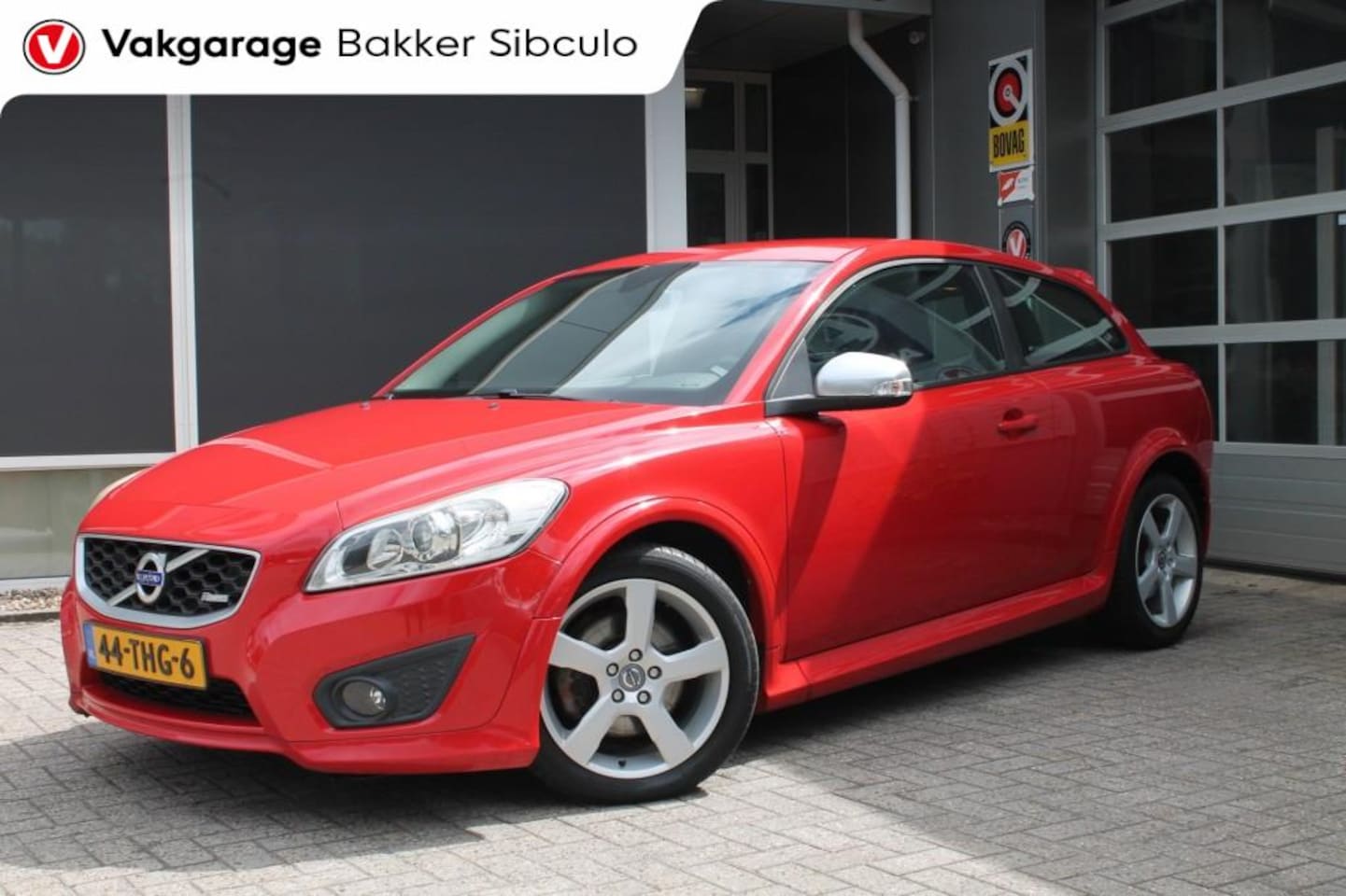 Volvo C30 - 2.0 D3 R-Design 2.0 D3 R-DESIGN - AutoWereld.nl