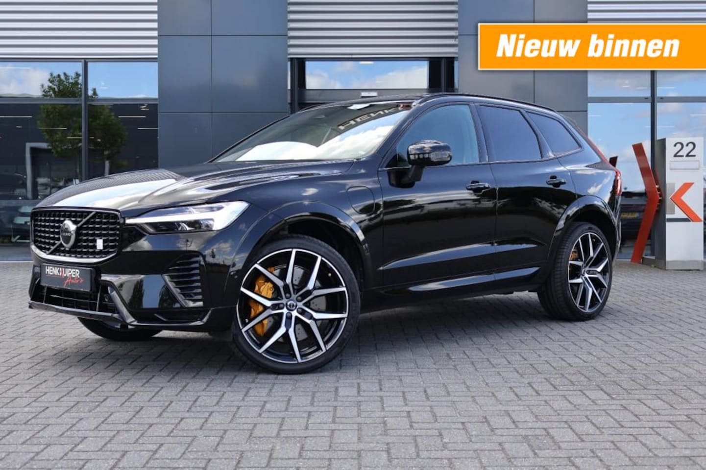 Volvo XC60 - Recharge T8 AWD Polestar Engineerd 455pk/ Panodak/22 inch LM/Head-up/Trekhaak wegklb/Harma - AutoWereld.nl