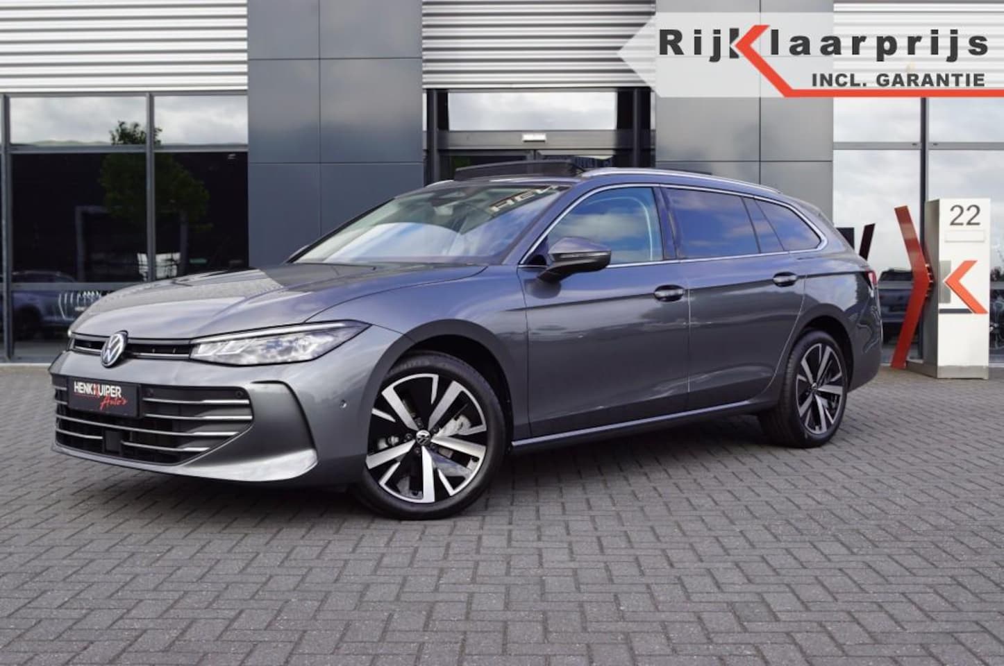 Volkswagen Passat Variant - 1.5 eTSI DSG Business 150pk / Panodak / Head-up/ Camera /DCC/ ACC - AutoWereld.nl