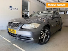 BMW 3-serie - 318i Dynamic Executive CLIMA AUT LEER PDC NETTE AUTO NAP