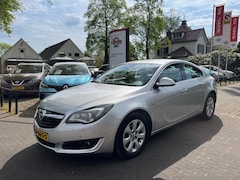 Opel Insignia - 1.6 T COSMO 170PK / LEDER / NAVI / CAMERA / DAB / LED / CRUISE CTR. / STOEL+STUUR VERW