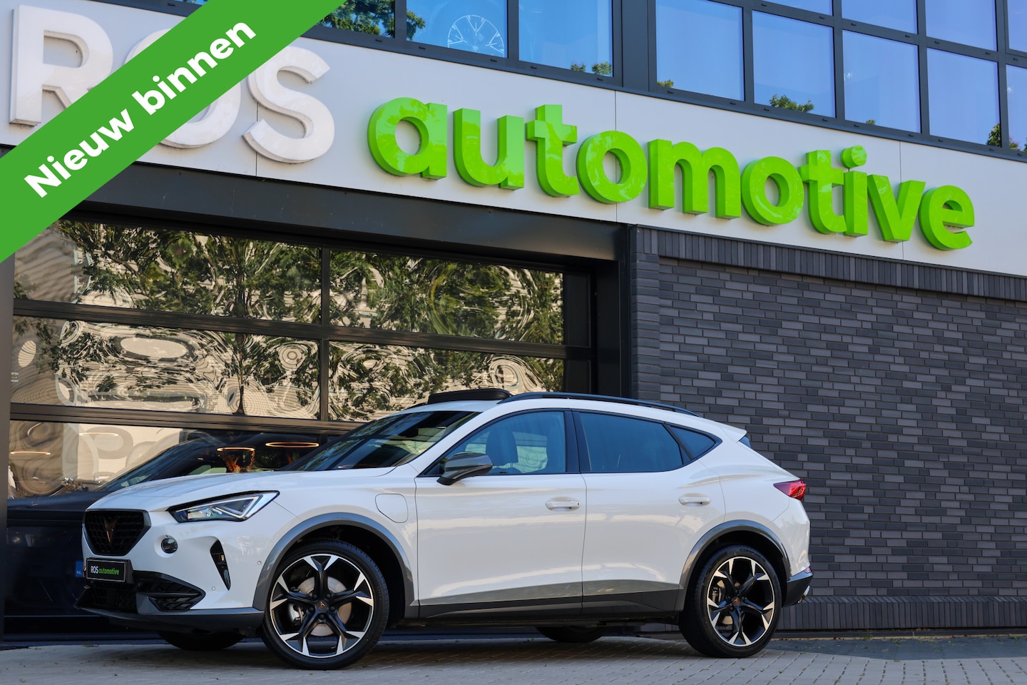 CUPRA Formentor - 1.4 e-Hybrid Business | BTW | PANO | ACC | STUURVERW | CAMERA | CARPLAY | SFEER | KEYLESS - AutoWereld.nl