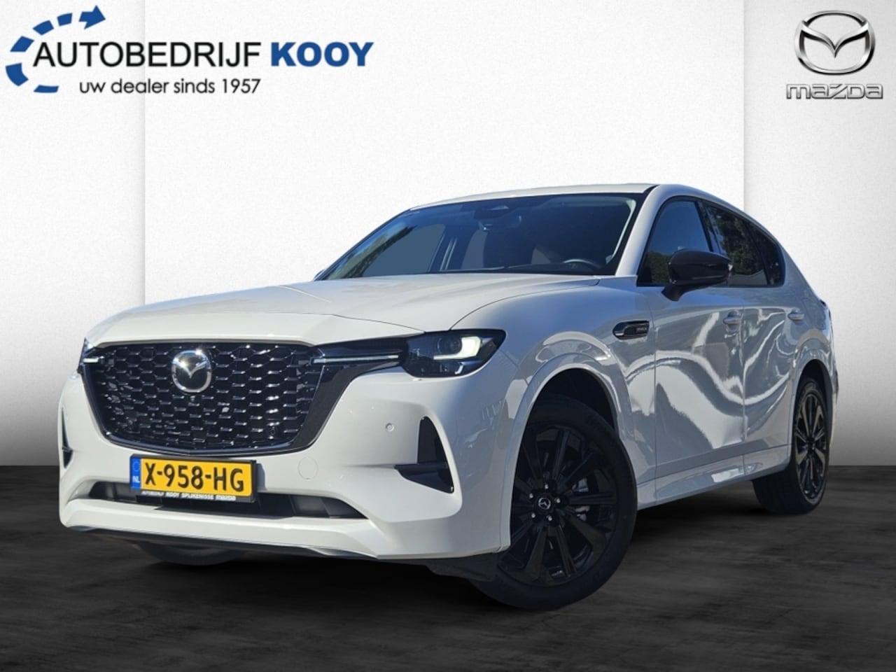 Mazda CX-60 - 2.5 e-SkyActiv PHEV 327pk Homura / Convenience Pack / Driver Assistance pack / Trekhaak - AutoWereld.nl